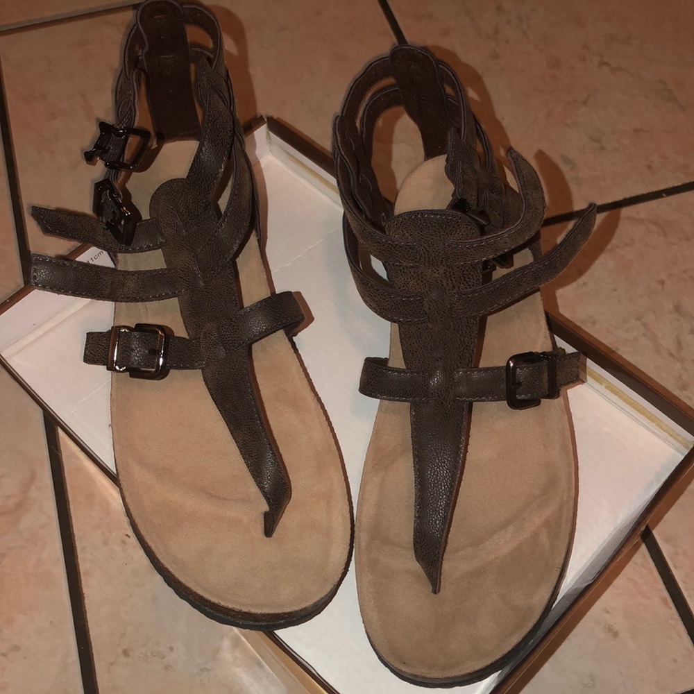 Outwood sandals